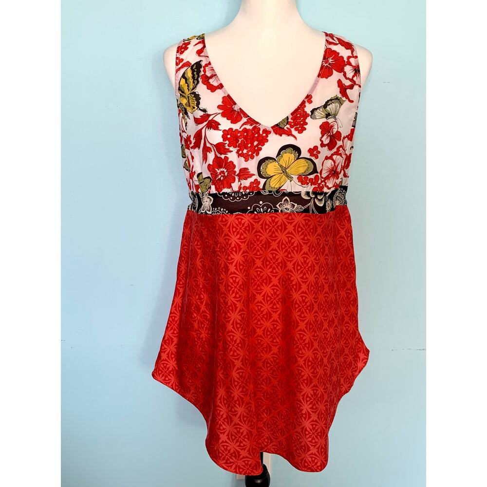 CAbi Red Silk Butterfly Sleeveless Tunic Top Size Medium
